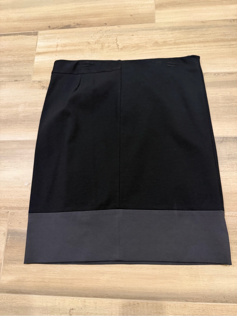 Theory Black Pencil Skirt with Gray Band
